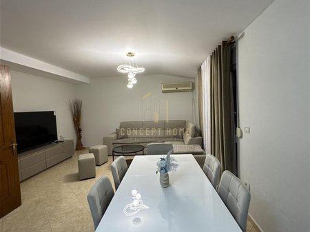 For rent in private building 2+1 at Kodra e Priftit