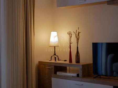 Jepet me qera Apartementi 1+1 Rruga durresit