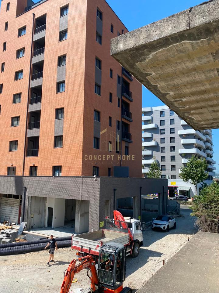 Shitet apartament 2+1+2 ne Kamez + 2 Poste Parkimi