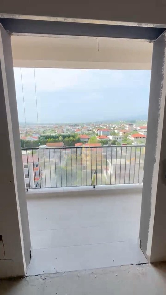 Shitet apartament 2+1+2 ne Kamez /Cmimi per shitje : 99.000 Euro