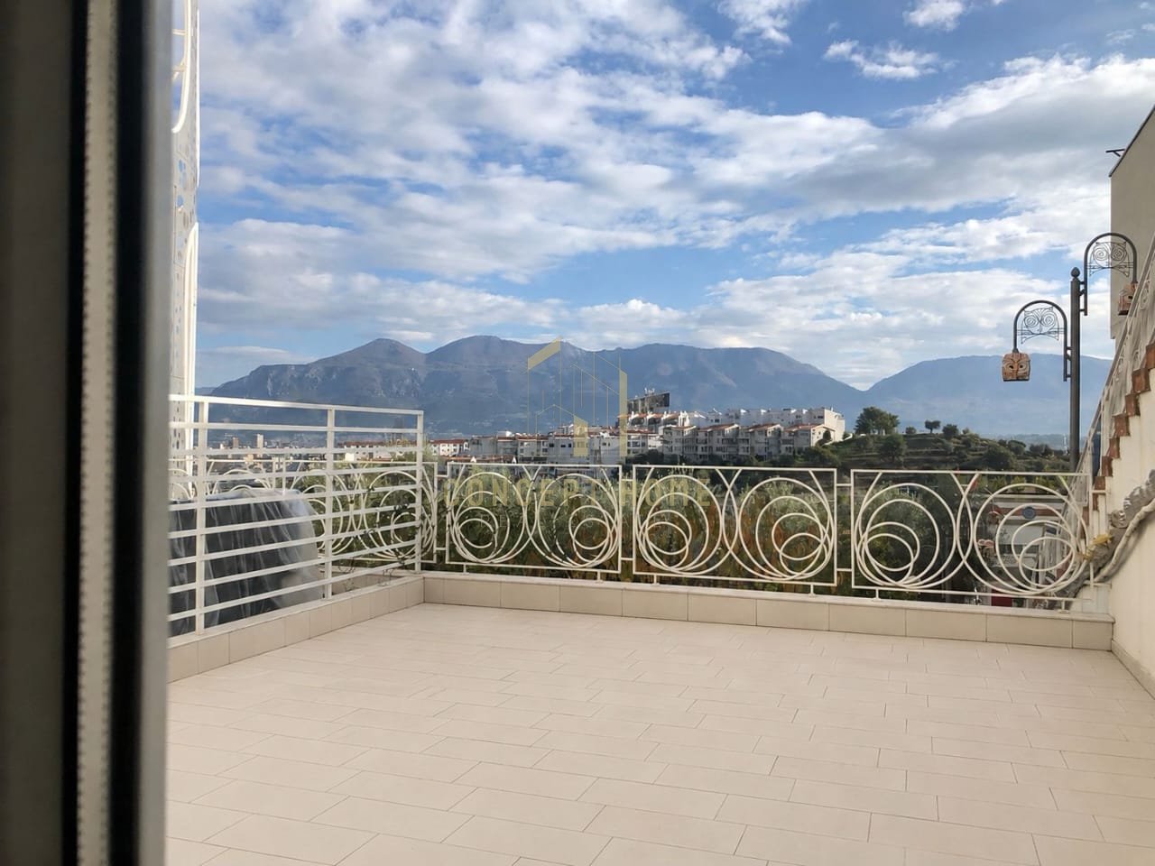 Triplex Apartment for Rent in Kodra e Diellit, Tirana - 1200€ | 180 m²