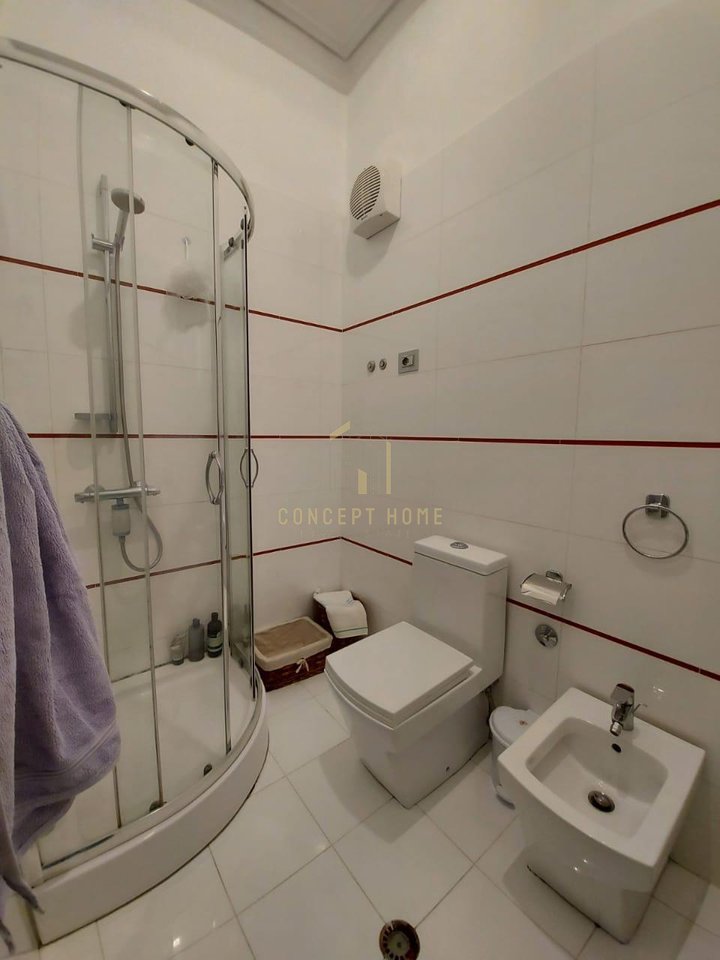Jepet me qera penthouse ne Fresk