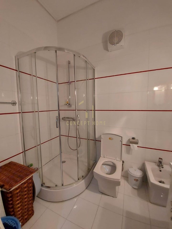 Jepet me qera penthouse ne Fresk