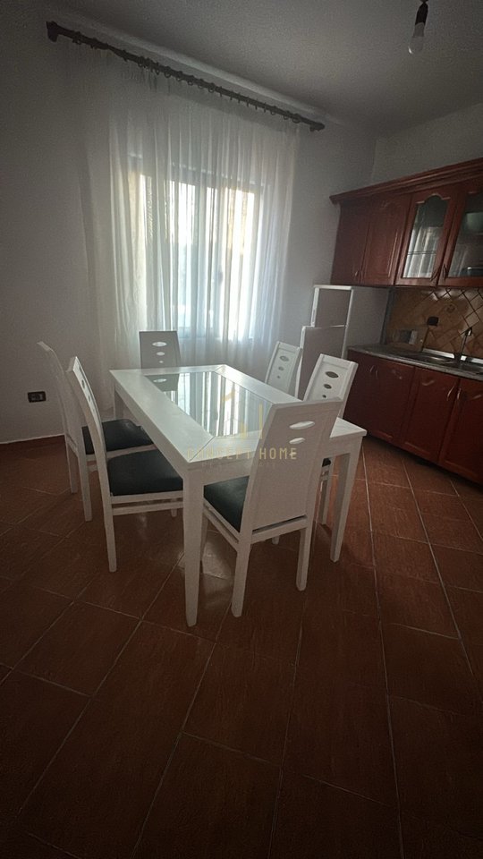 Jepet me qera apartament 2+1 ne Allias