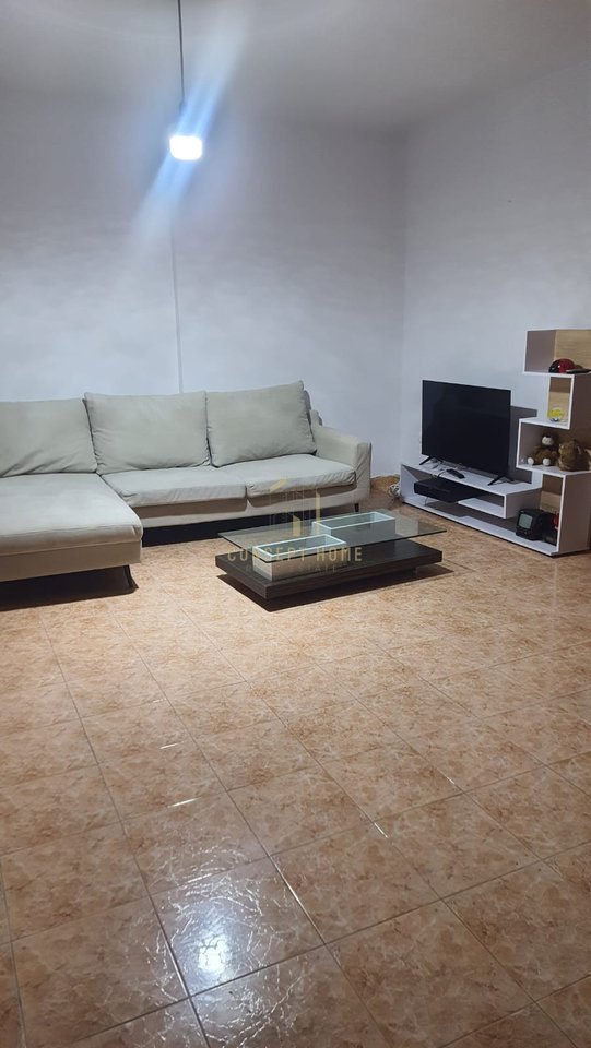 Jepet me qera super apartament 2+1 ne Laprake
