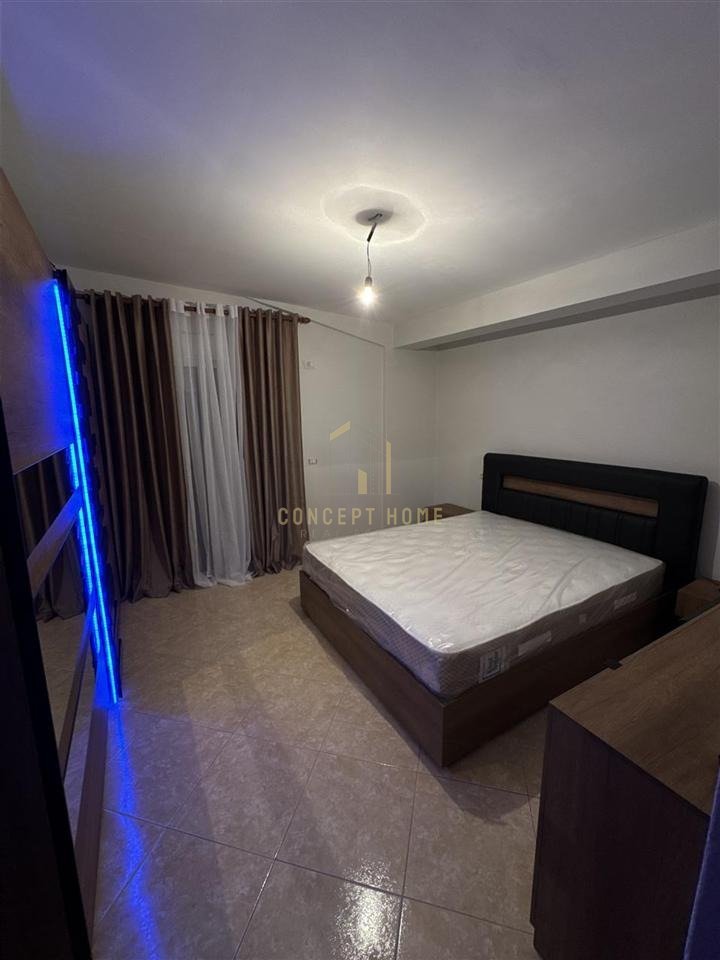 For rent in private building 2+1 at Kodra e Priftit