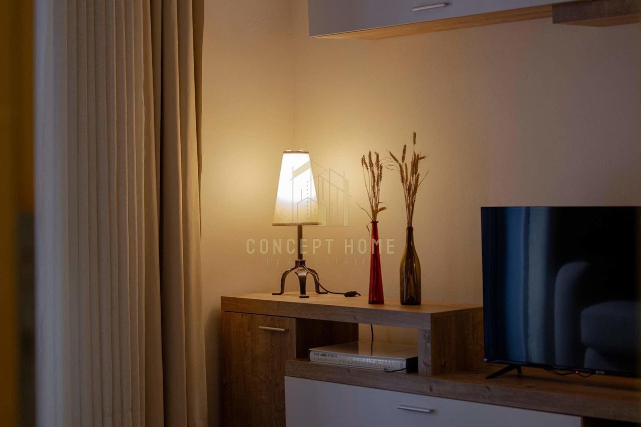 Jepet me qera Apartementi 1+1 Rruga durresit