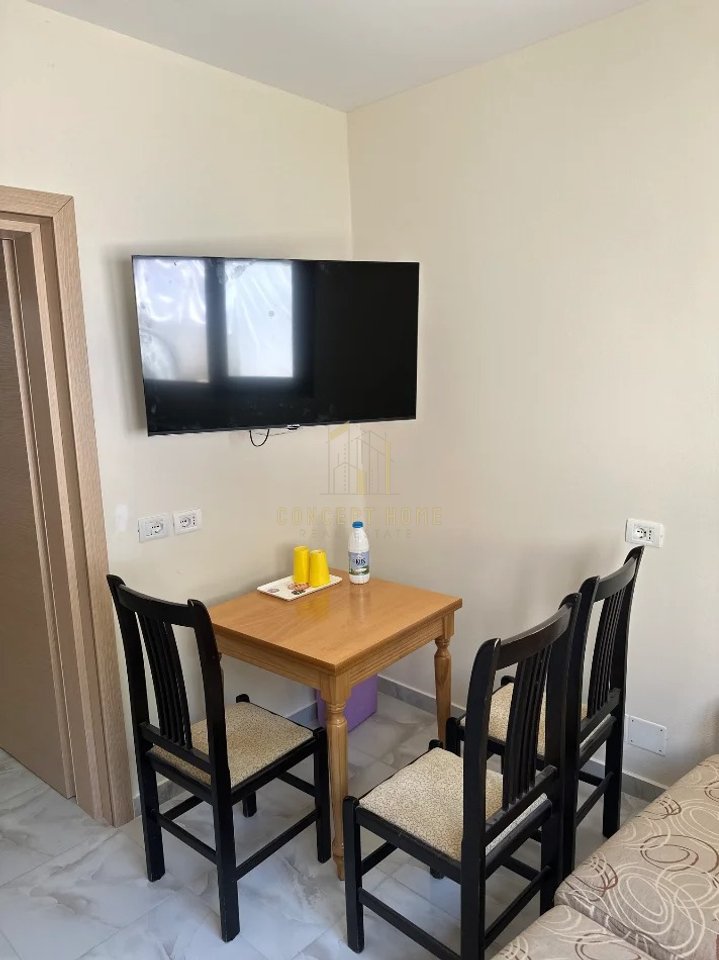 Jepet me qera shtepi private 2+1 ne Fresk(rruga Shefqet Kuka)