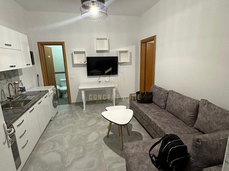 Jepet me qera apartament 1+1 tek Ish Parku
