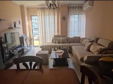 Apartment 2+1+2 for sale at the Paris Commune