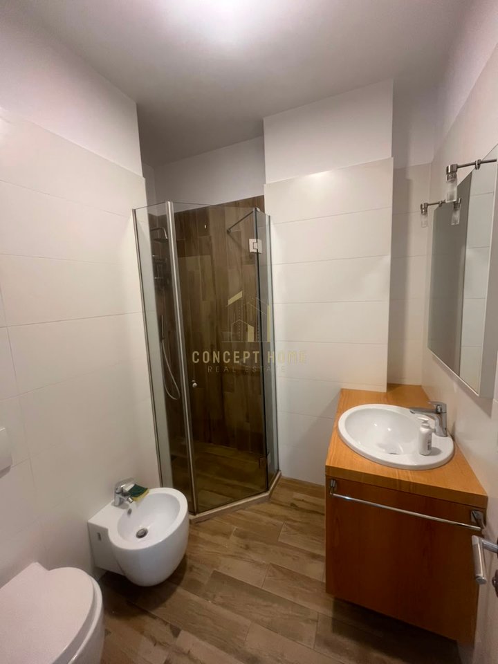 For rent 2+1+2 at Komuna e Parisit