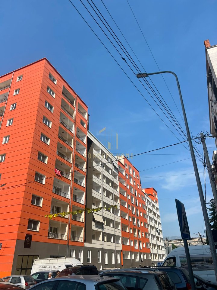 Business premises for rent in Yzberisht