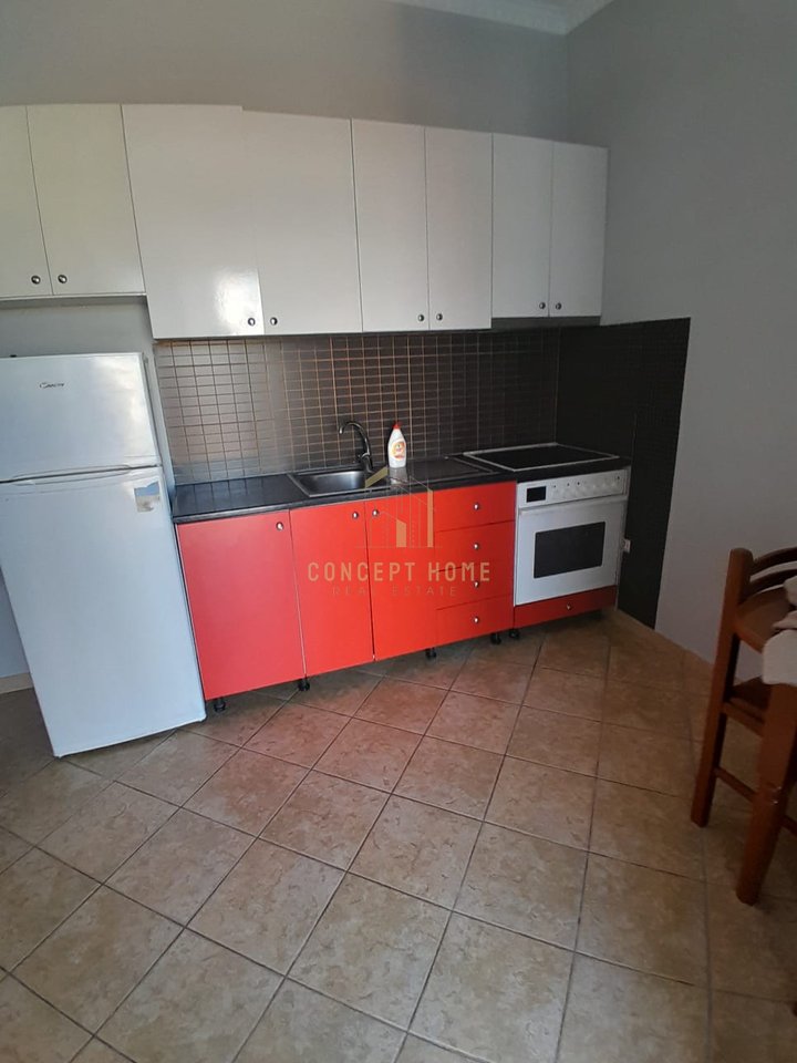 Casa privata 1+1 in affitto a Bulevardi i Ri