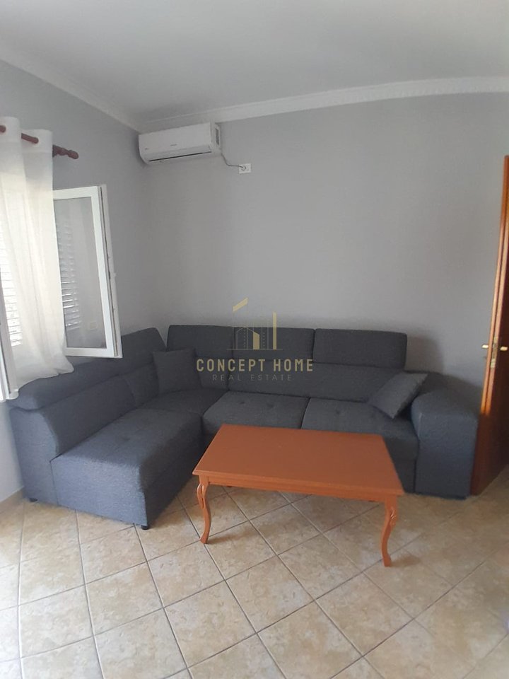 Casa privata 1+1 in affitto a Bulevardi i Ri