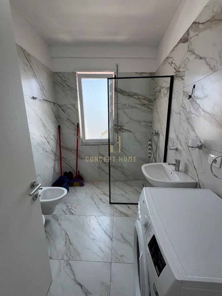 Jepet me qera apartament 2+1+post parkimi ne Paskuqan