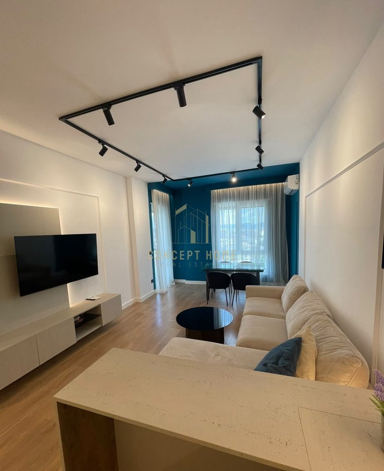 Apartment 1+1 for rent at Erli Complex/Price: 80,000 lek/month