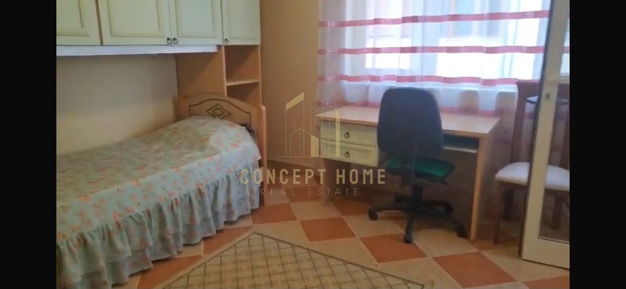 Affittasi appartamento 3+1+2+garage in via Elbasani