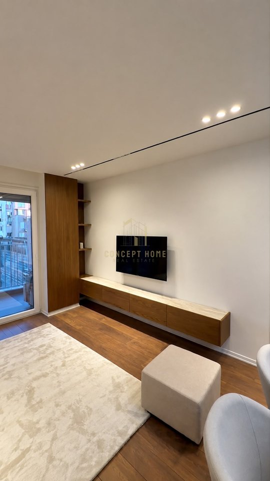 Jepet me qera apartament 1+1+post parkimi tek Xhamlliku