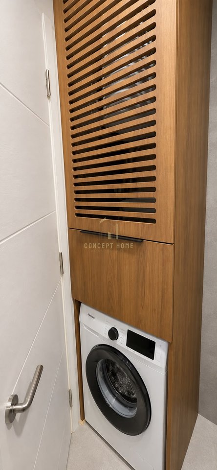 Jepet me qera apartament 1+1+post parkimi tek Xhamlliku