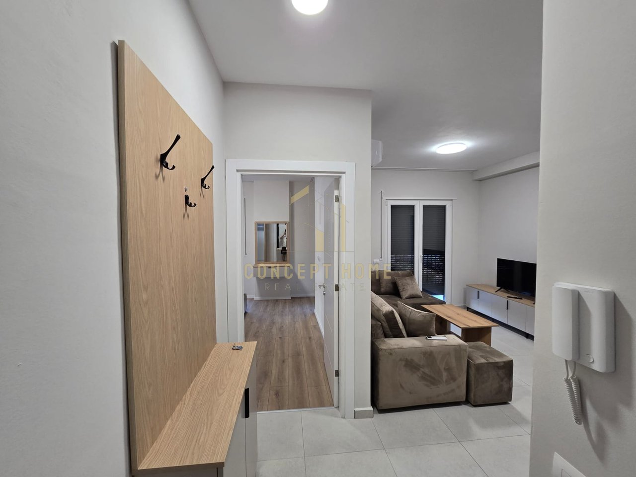 Apartment 1+1 for rent in Kamez