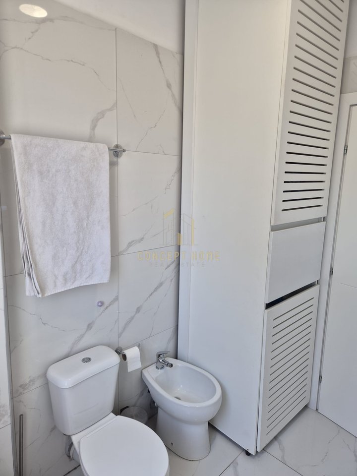 Jepet me qera apartament 2+1 ne Kamez