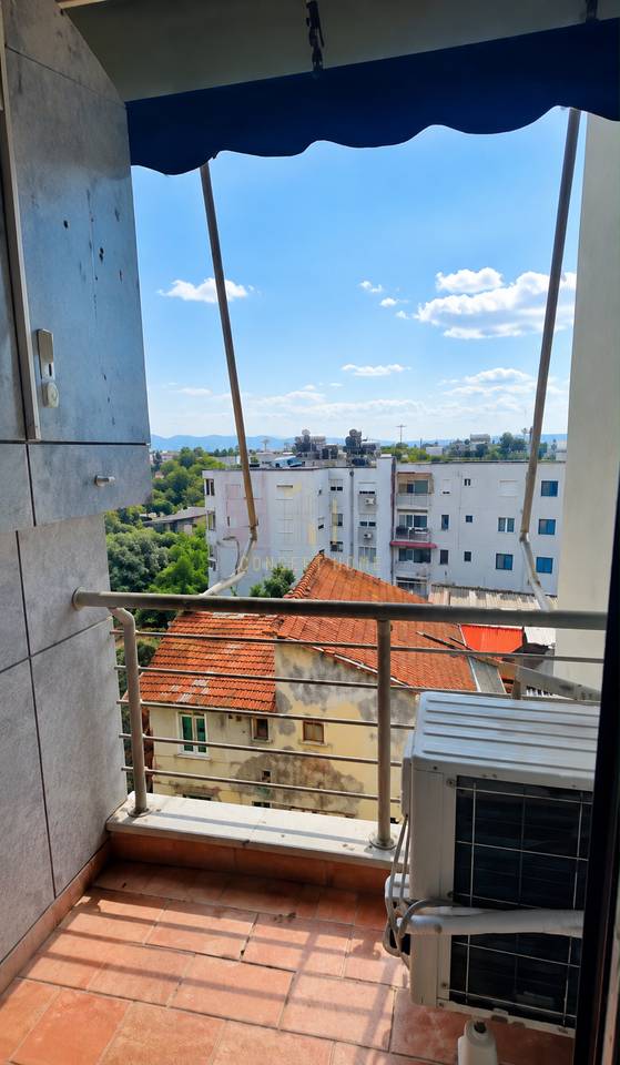 Apartment 2+1+2 for sale on Dibra Street