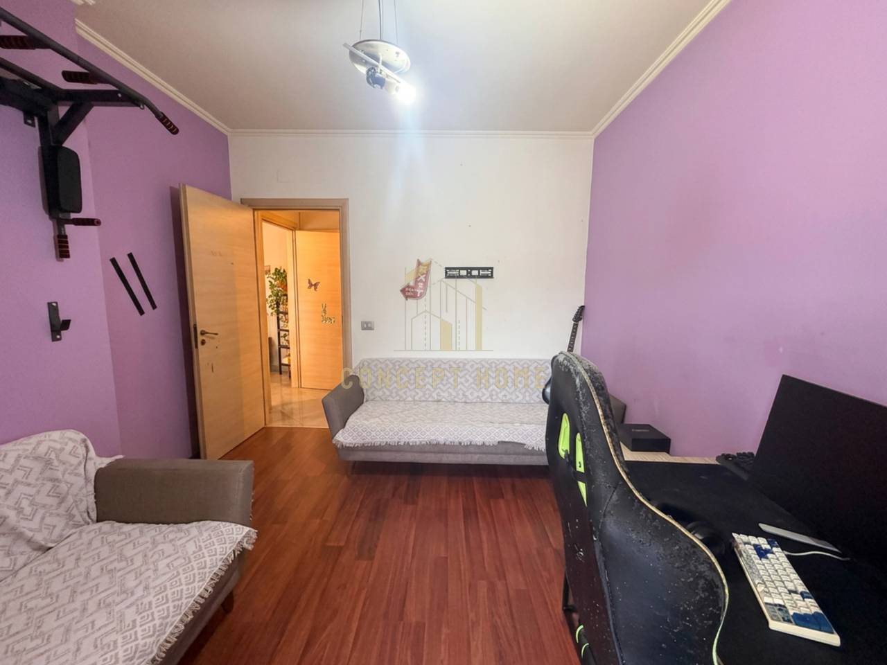 Apartment 2+1+2 for sale on Dibra Street