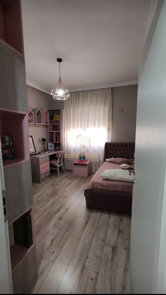 Jepet me qera apartament 2+1 ne Kopshtin Botanik