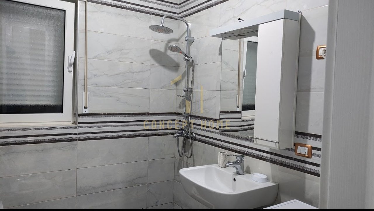 Jepet me qera apartament 2+1 ne Kopshtin Botanik