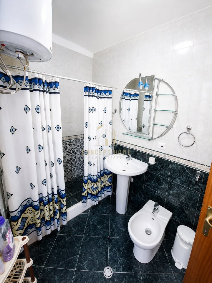 Jepet me qera apartament 2+1 prane Ish Ekspozites