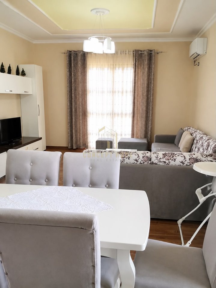For rent 4th floor of a 2+1+Veranda villa at Kodra Priftit