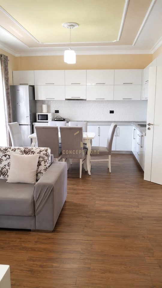 For rent 4th floor of a 2+1+Veranda villa at Kodra Priftit