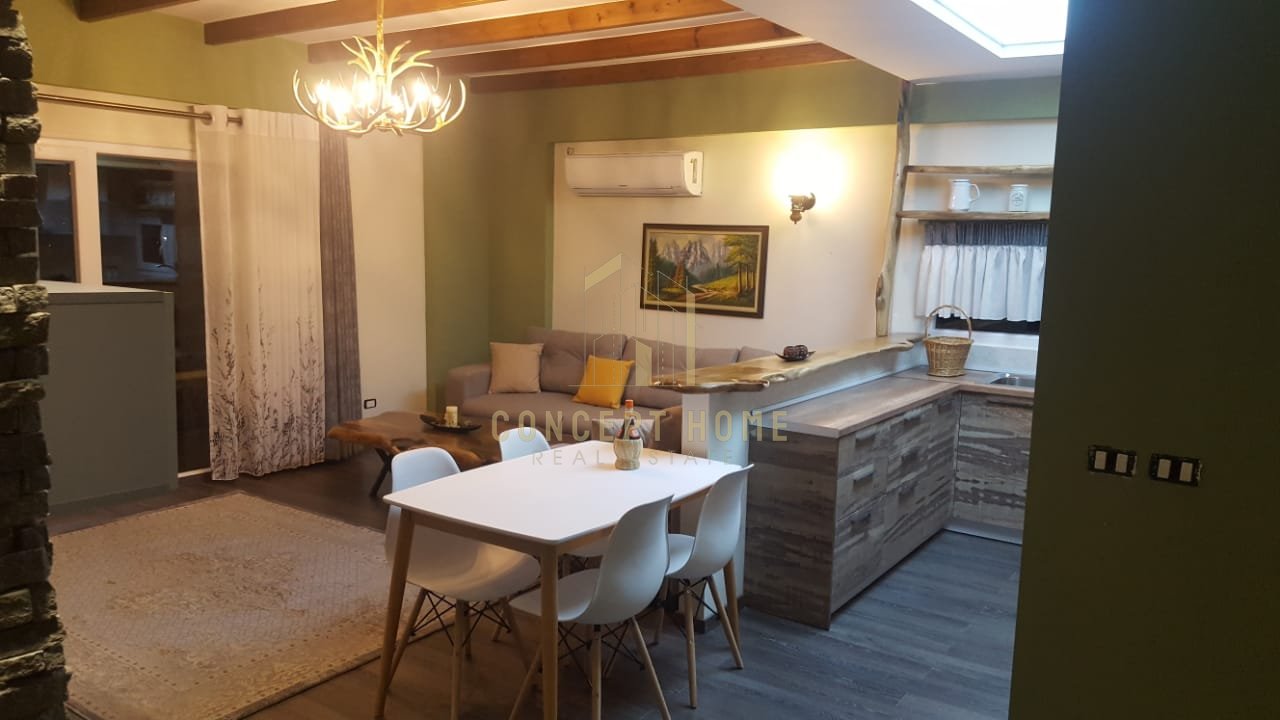 Jepet me qera apartment 2+1 tek Liqeni i Thate