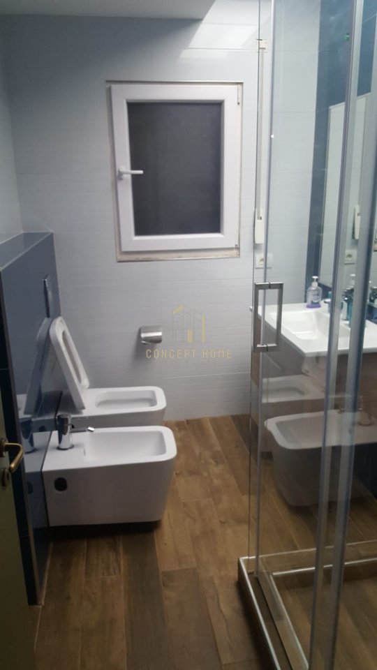 Jepet me qera apartment 2+1 tek Liqeni i Thate