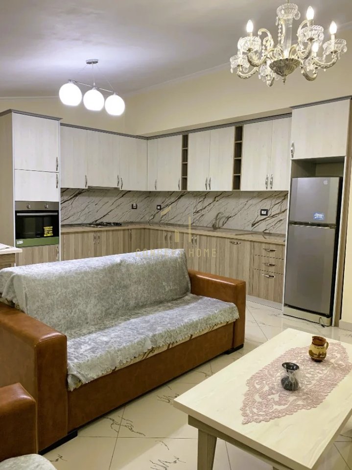 For rent third floor of a private apartment 2+1 near 5 May