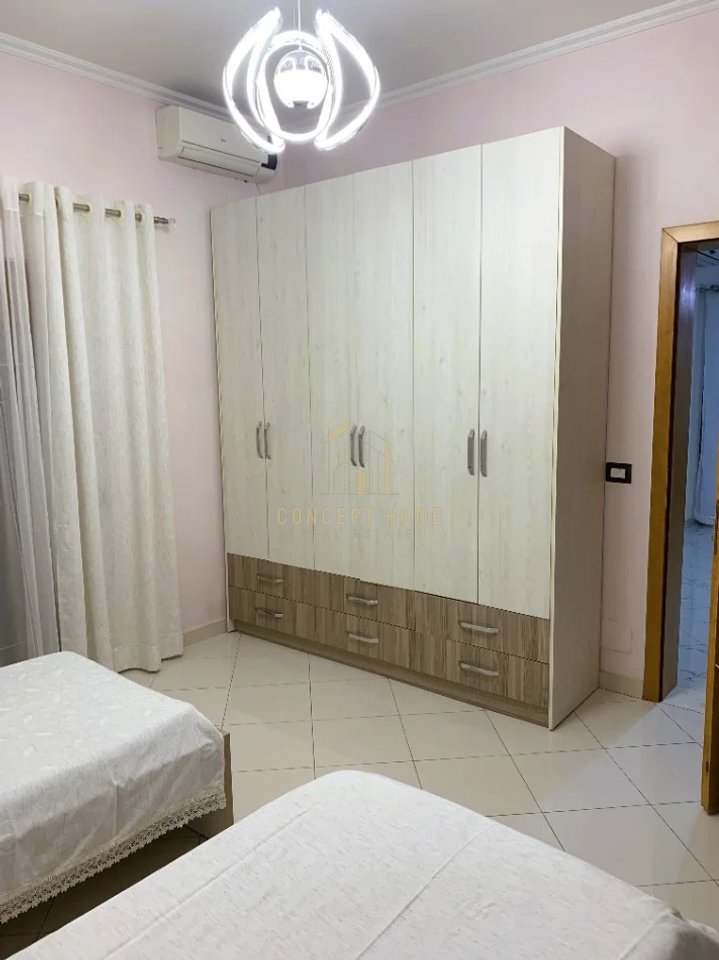For rent third floor of a private apartment 2+1 near 5 May