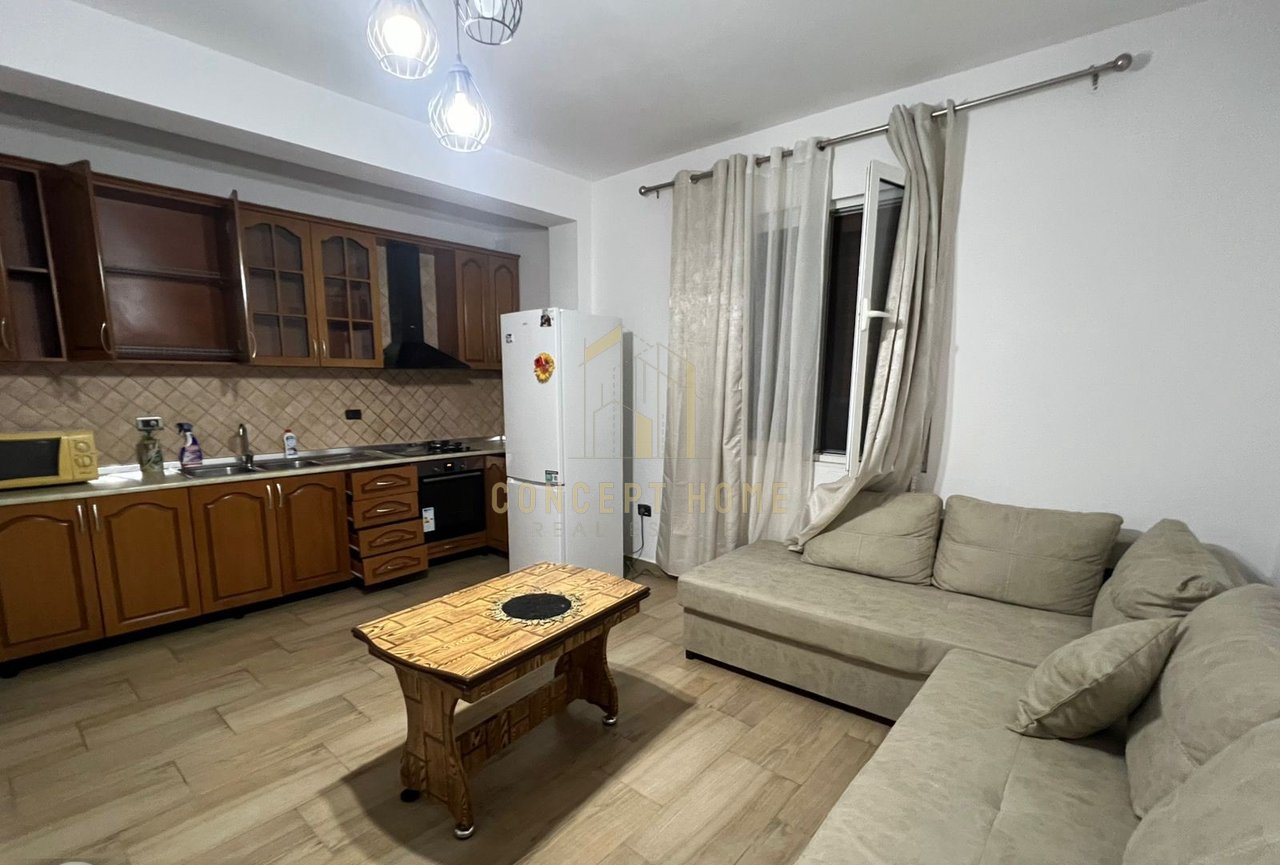 Appartamento 2+1 in affitto in via Besa