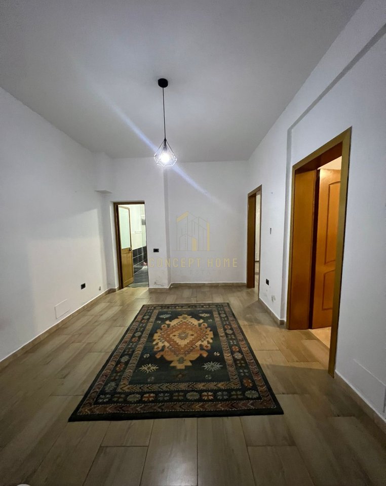 Appartamento 2+1 in affitto in via Besa