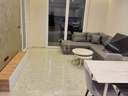 Jepet me qera apartament 2+1+2 tek Rrethi i Bathores