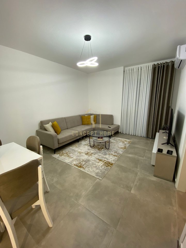 Apartment 2+1 for sale in Paskuqan, with title deed