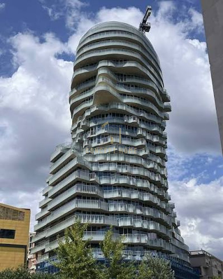 Shitet apartament 1+1 ne Qender " Tirana Rock Tower"