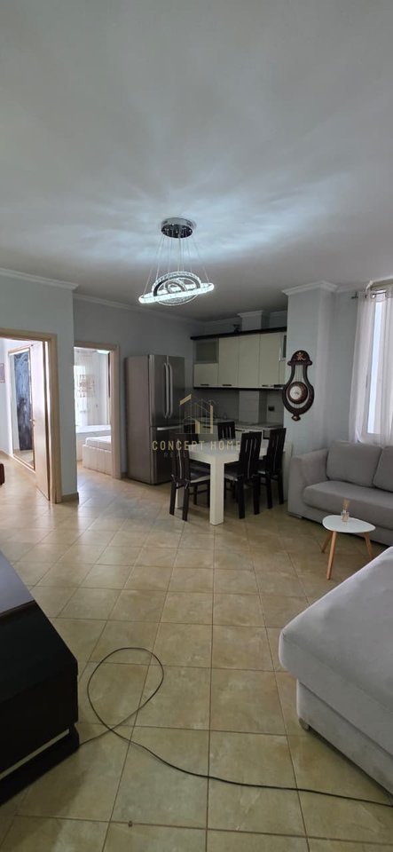Appartamento 2+1 in affitto ad Astir