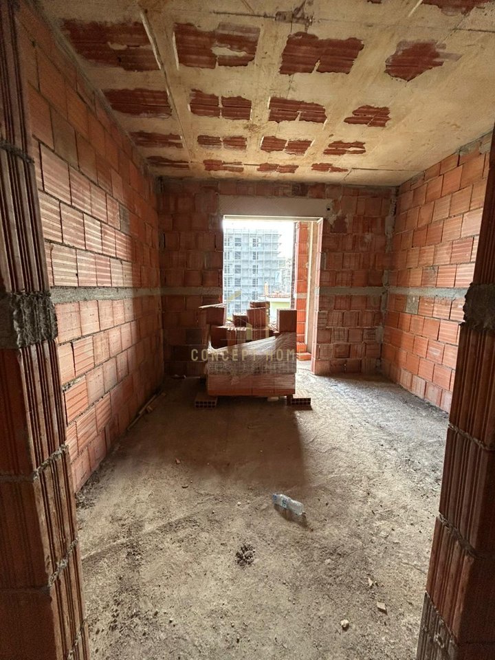 Appartamento 1+1 in vendita a Paskuqan (Ringside Residence)