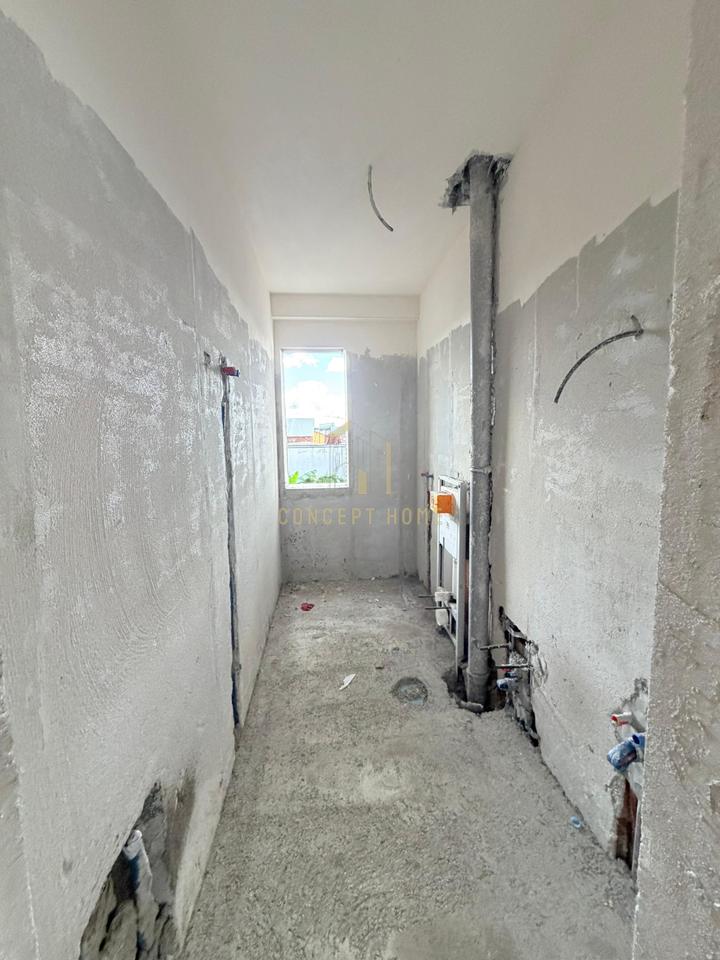 Shitet apartament 2+1 ne Kamez