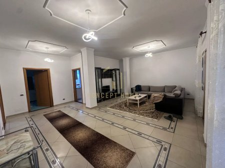 Apartament 2+1 Me Qira në Kinostudio, Tiranë - 400€ | 140 m²