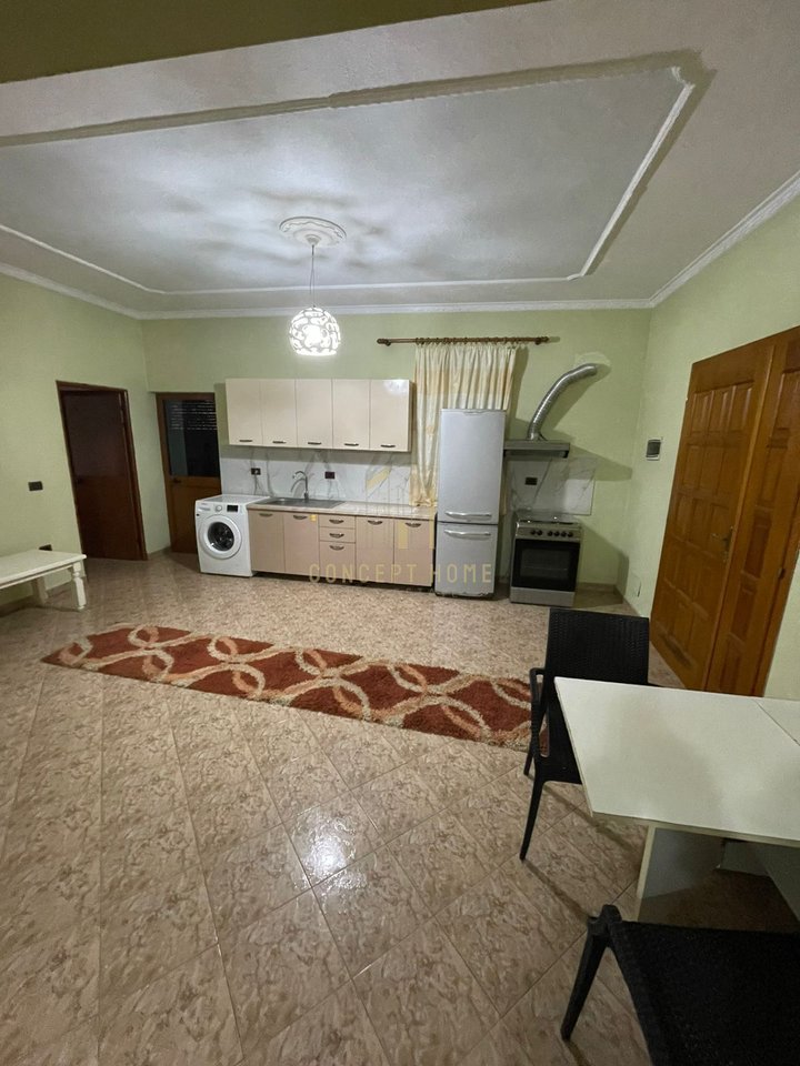 Appartamento 2+1 in affitto ad Astir