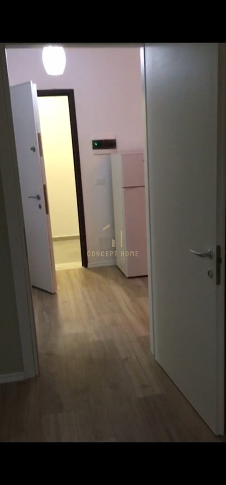 Shitet apartament 1+1 tek Univers City
