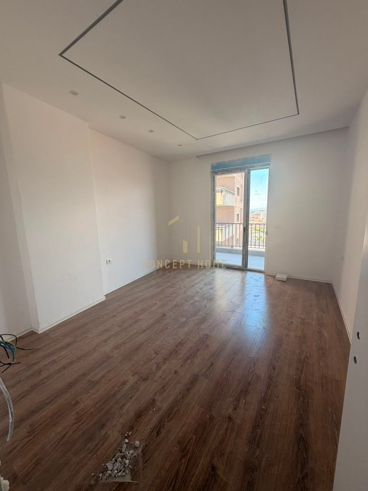 Shitet apartament 1+1 ne Institut prane UBT