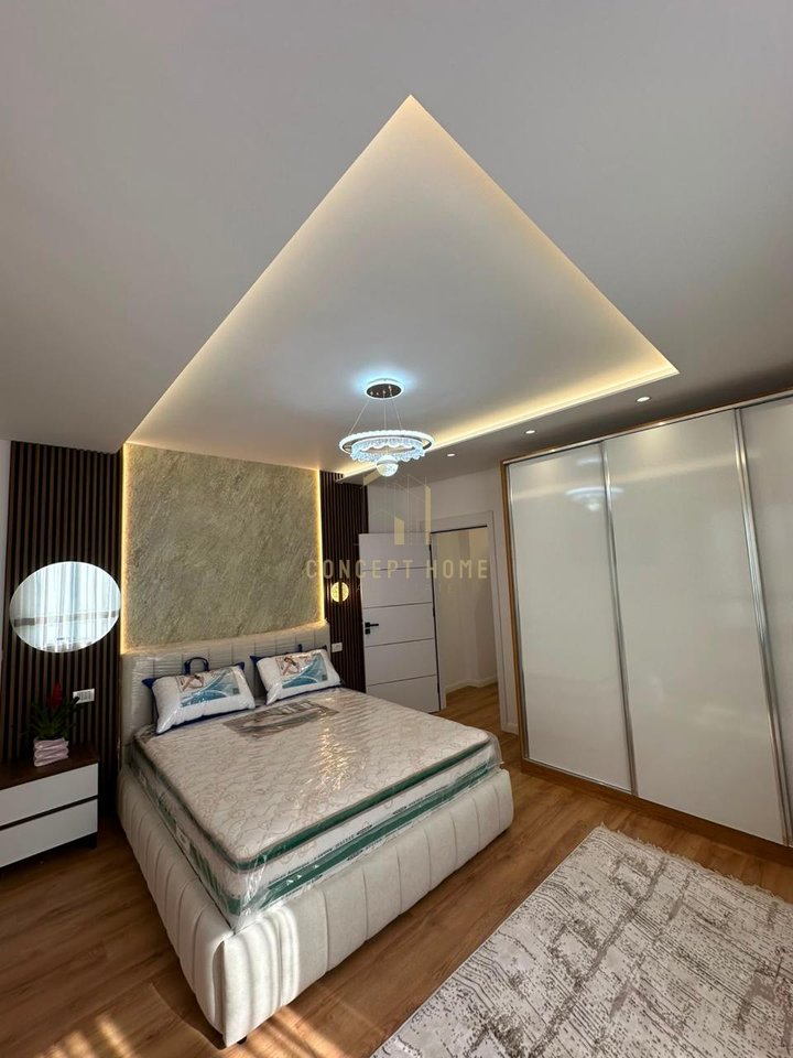 Apartment 2+1+2 for Sale Arrow Building