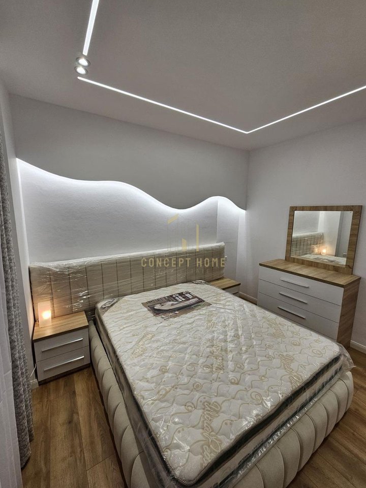 Shitet apartament 2+1 Misto Mame